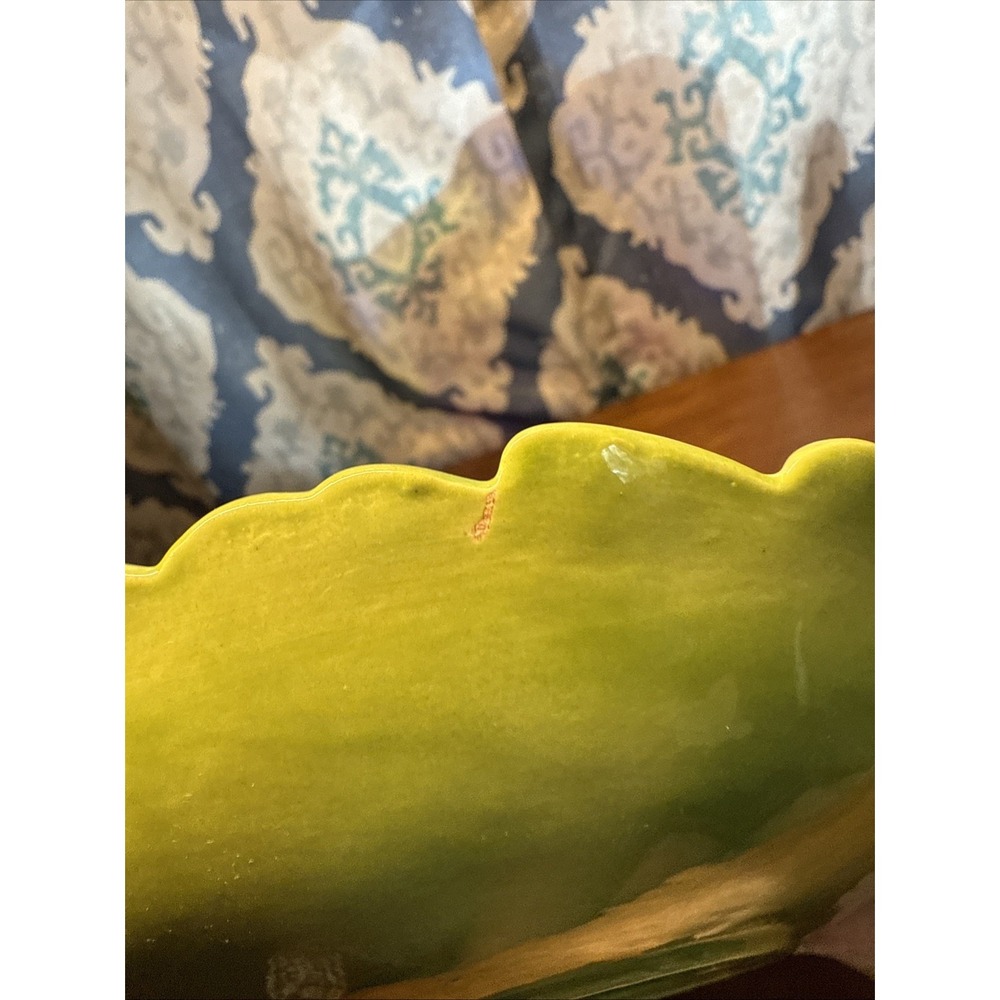 VINTAGE Ceramic ~HOLLAND MOLD Green LEAF CANDY DISH Hand Made. - Picture 9 of 12